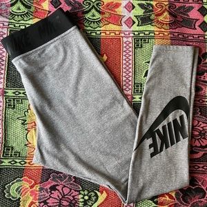 Nike Women’s leggings